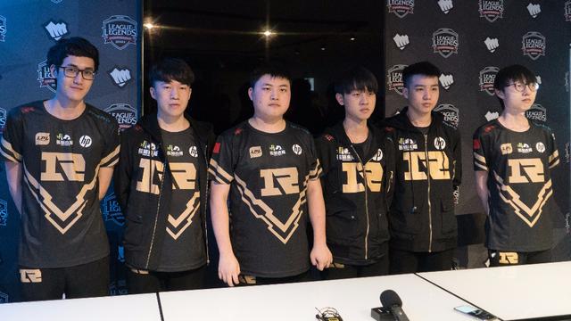 球员在场期 球员在场期