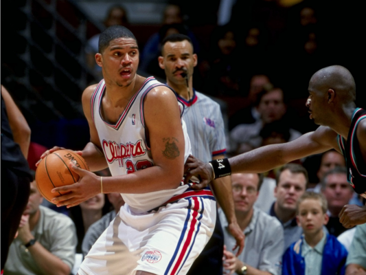 防线稳固性 防线稳固性